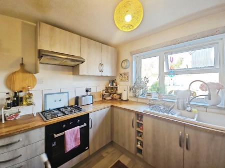 3 bedroom Terraced House to let in Ellis Close, Arundel, BN18