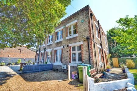 Ferringham Lane, Ferring, BN12