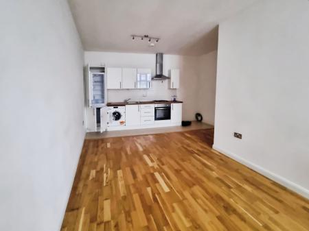 1 bedroom Flat to let in South Street, Worthing, BN11