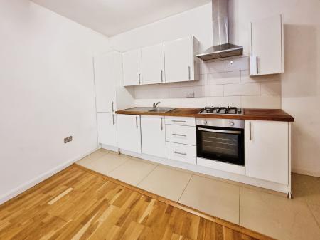 1 bedroom Flat to let in South Street, Worthing, BN11