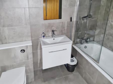 1 bedroom Flat to let in South Street, Worthing, BN11
