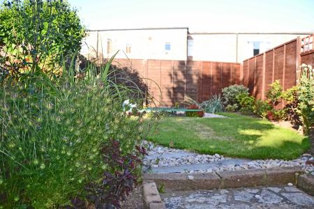 2 bedroom Flat to let in Brougham Road, Worthing, BN11