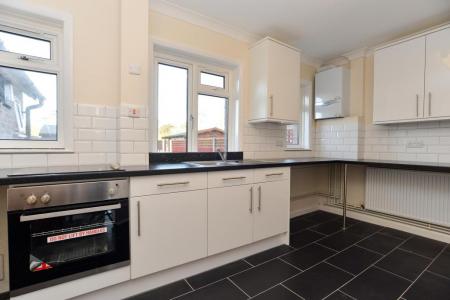 2 bedroom Terraced House for sale in Fitzalan Road, Arundel, BN18