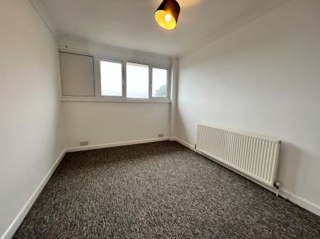 2 bedroom Terraced House to let in Northcourt Close, Rustington, BN16