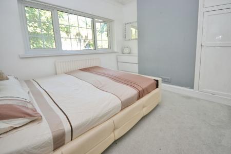 5 bedroom Detached house to let in Warren Road, Worthing, BN14