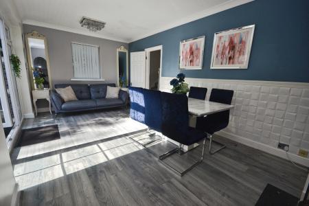 5 bedroom Detached house to let in Warren Road, Worthing, BN14