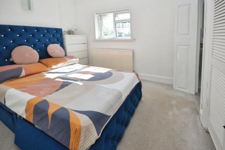 5 bedroom Detached house to let in Warren Road, Worthing, BN14