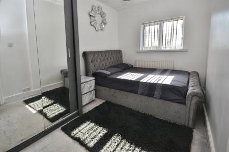 5 bedroom Detached house to let in Warren Road, Worthing, BN14
