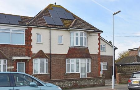 1 bedroom Flat for sale in Brighton Road, Worthing, BN11