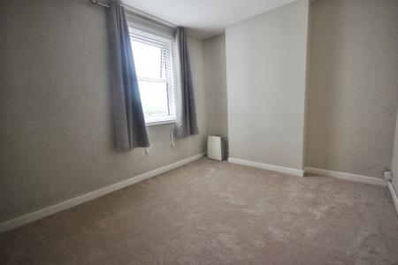 1 bedroom Flat to let in Bayford Road, Littlehampton, BN17
