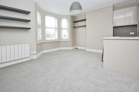1 bedroom Flat to let in Bayford Road, Littlehampton, BN17