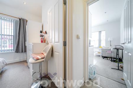 1 bedroom Flat for sale in Willersley House, 2 Sebright Avenue