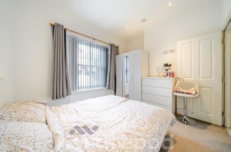 1 bedroom Flat for sale in Willersley House, 2 Sebright Avenue