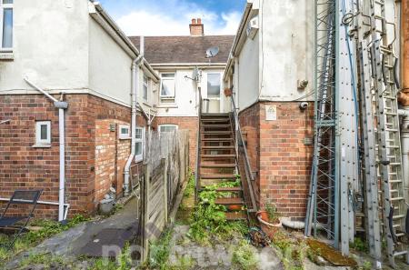 2 bedroom Commercial Property for sale in Astwood Road