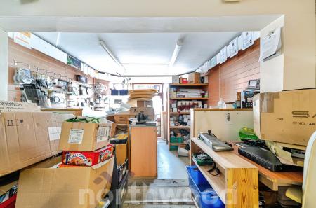 2 bedroom Commercial Property for sale in Astwood Road