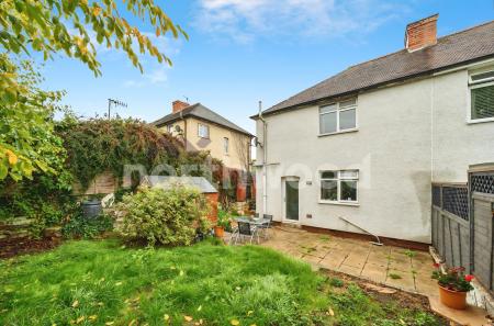 3 bedroom Semi-detached house for sale in Bath Road, Worcester, WR5