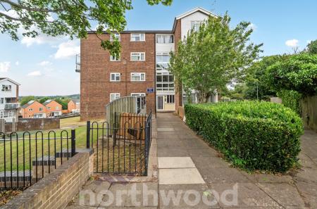 2 bedroom Duplex for sale in Ullswater Close, Warndon, WR4 9HN