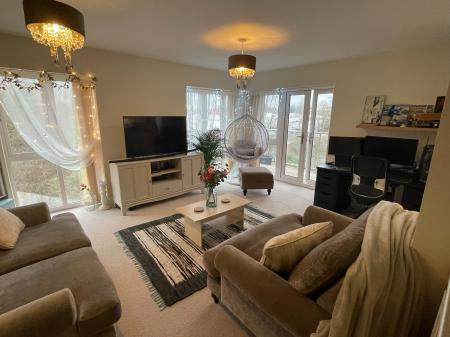 2 bedroom Apartment to let in 32 The Lane, Barbourne, Worcester, WR1