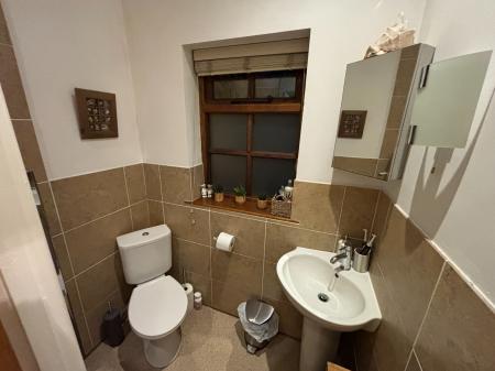 2 bedroom Coach House to let in Rose Bank, London Road, Worcester, WR5