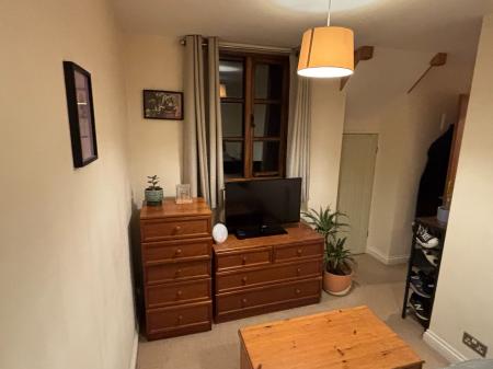 2 bedroom Coach House to let in Rose Bank, London Road, Worcester, WR5