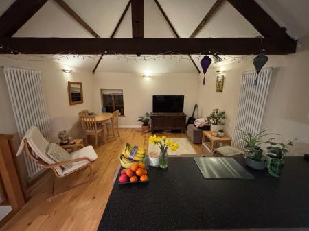 2 bedroom Coach House to let in Rose Bank, London Road, Worcester, WR5