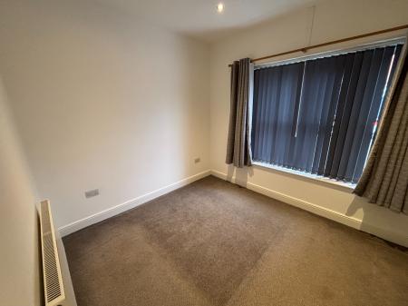 1 bedroom Flat to let in 2 Sebright Avenue, London Road, Worcester, WR5