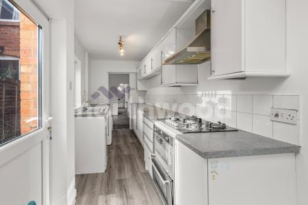 2 bedroom Terraced House for sale in Vincent Road, Worcester, WR5