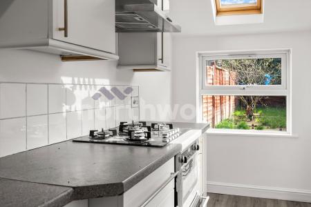 2 bedroom Terraced House for sale in Vincent Road, Worcester, WR5