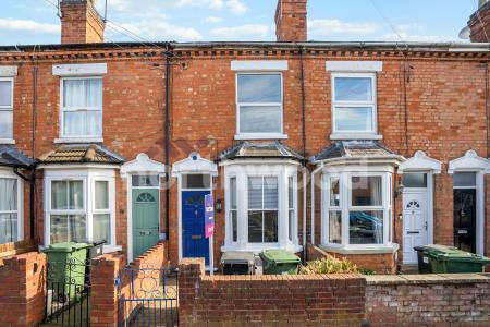 2 bedroom Terraced House for sale in Vincent Road, Worcester, WR5