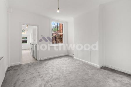 2 bedroom Terraced House for sale in Vincent Road, Worcester, WR5