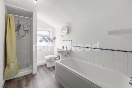 2 bedroom Terraced House for sale in Vincent Road, Worcester, WR5