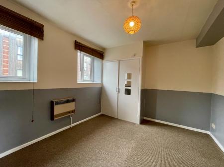 1 bedroom Flat to let in Lowesmoor, Worcester, WR1