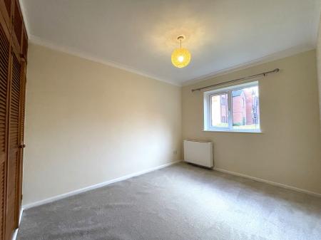 2 bedroom Flat to let in Droitwich Road, Worcester, WR3