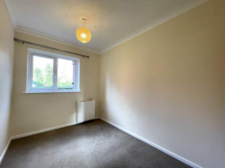 2 bedroom Flat to let in Droitwich Road, Worcester, WR3