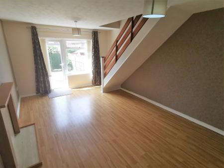 1 bedroom Terraced House to let in Dove Close, Ronkswood, Worcester, WR4