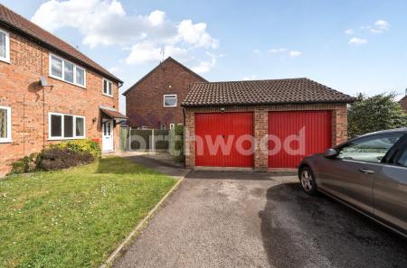 3 bedroom Semi-detached house for sale in ,,Batsford Road, St Peters, Worcester, WR5