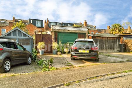 3 bedroom Terraced House for sale in Somers Road, Barbourne, Worcester, WR1