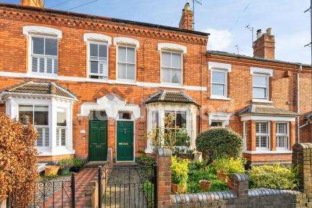 3 bedroom Terraced House for sale in Somers Road, Barbourne, Worcester, WR1