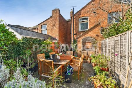 3 bedroom Terraced House for sale in Somers Road, Barbourne, Worcester, WR1