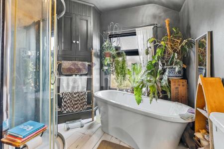 3 bedroom Terraced House for sale in Somers Road, Barbourne, Worcester, WR1