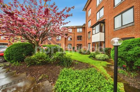 1 bedroom Flat for sale in Homenash House St Georges Lane North, Worcester, WR1