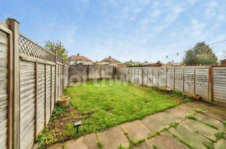 3 bedroom Terraced House for sale in Chalfont Close, Northwick, Worcester, WR3