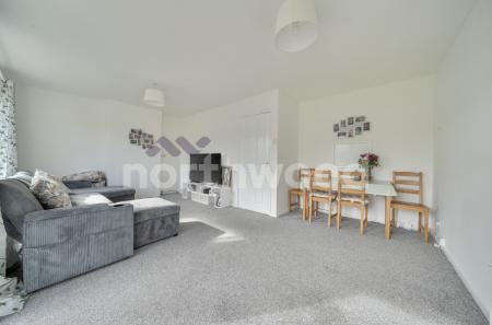3 bedroom Terraced House for sale in Chalfont Close, Northwick, Worcester, WR3