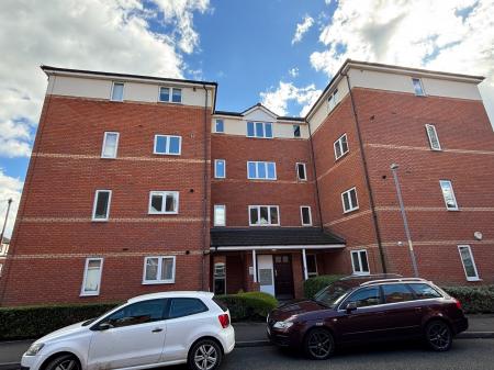 1 bedroom Flat to let in Michael Tippett Drive, Ronkswood, Worcester, WR4