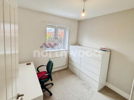 3 bedroom Semi-detached house for sale in Gregorys Bank, Merrimans Hill, Worcester, WR3