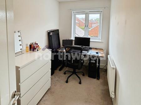 3 bedroom Semi-detached house for sale in Gregorys Bank, Merrimans Hill, Worcester, WR3