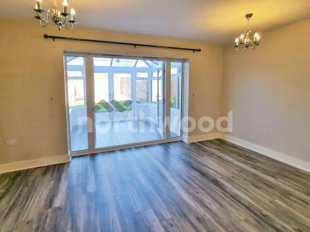 3 bedroom Semi-detached house for sale in Gregorys Bank, Merrimans Hill, Worcester, WR3