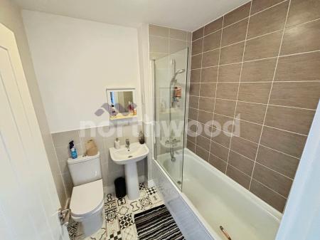 3 bedroom Semi-detached house for sale in Gregorys Bank, Merrimans Hill, Worcester, WR3