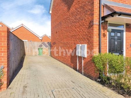 3 bedroom Semi-detached house for sale in Gregorys Bank, Merrimans Hill, Worcester, WR3
