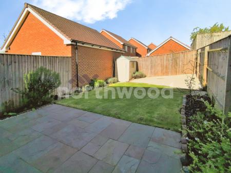 3 bedroom Semi-detached house for sale in Gregorys Bank, Merrimans Hill, Worcester, WR3